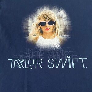 Taylor Swift 1989 Tour Tee